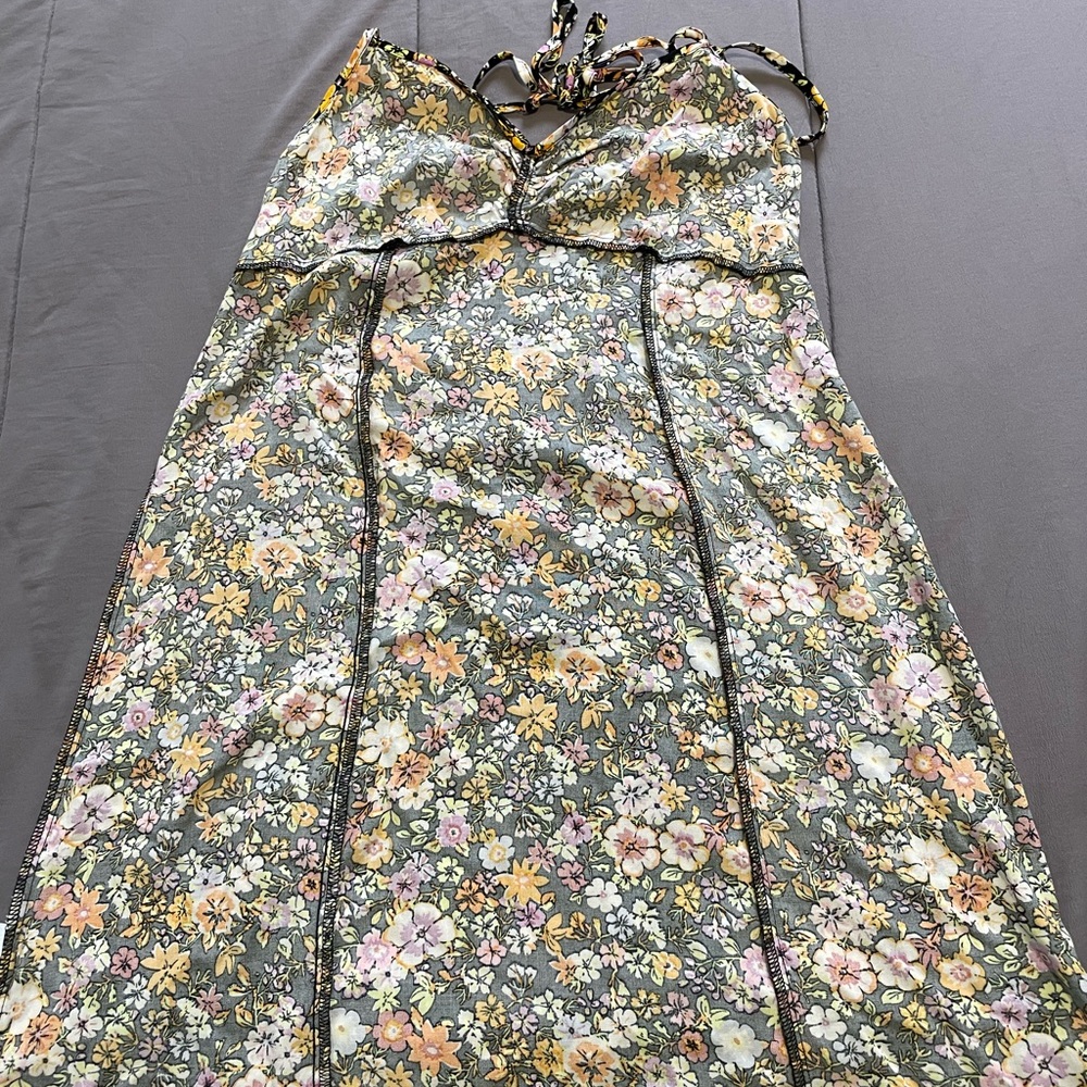 Sundress - Picture 4 of 5